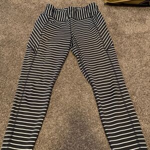 Athleta Size M Running Tights